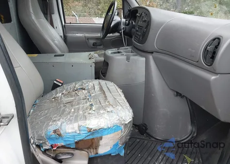 2000 Ford E-350 Super Duty Commercial/Recreational z USA, uszkodzony, nr VIN 1FTSE34L2YHB81454